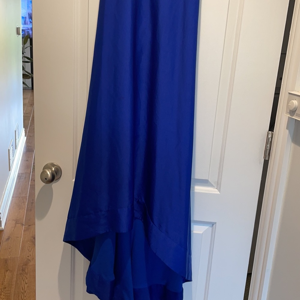 Dress - Picture 2 of 9